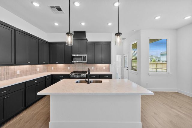 10131 Palm Springs Place, Manvel, TX 77583