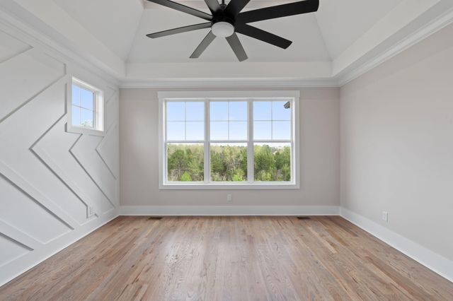 614 Lakeshore Cove Drive 19, Fort Oglethorpe, GA 30742