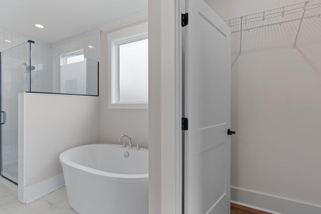 614 Lakeshore Cove Drive 19, Fort Oglethorpe, GA 30742