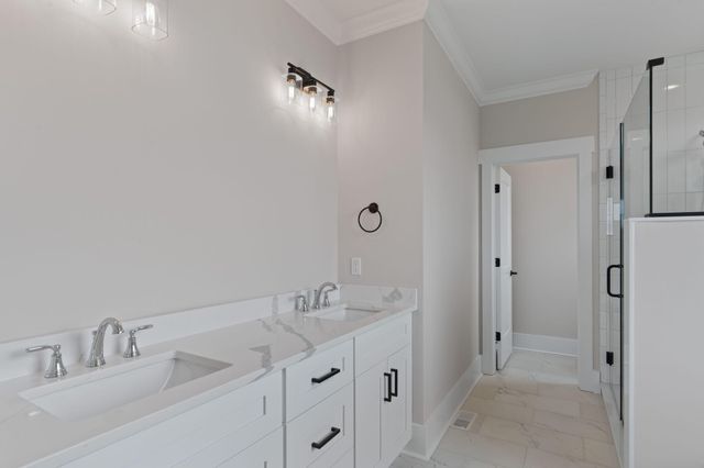 614 Lakeshore Cove Drive 19, Fort Oglethorpe, GA 30742