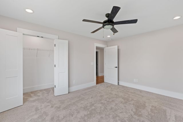 614 Lakeshore Cove Drive 19, Fort Oglethorpe, GA 30742