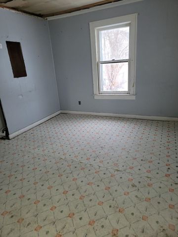 1908 Kosciuszko Street, Bay City, MI 48708