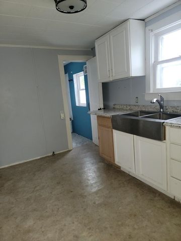 1908 Kosciuszko Street, Bay City, MI 48708