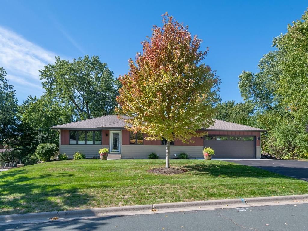 13008 Lakeview Drive Drive, Burnsville, MN 55337 — photo 5