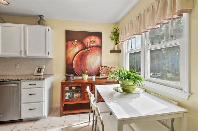 237 Heritage Drive 237, Northbridge, MA 01588