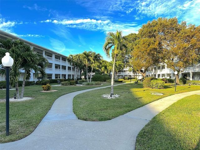 5200 NE 24th Terrace C306, Fort Lauderdale, FL 33308