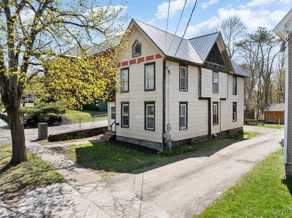52 Front Street, Norwich, NY 13815