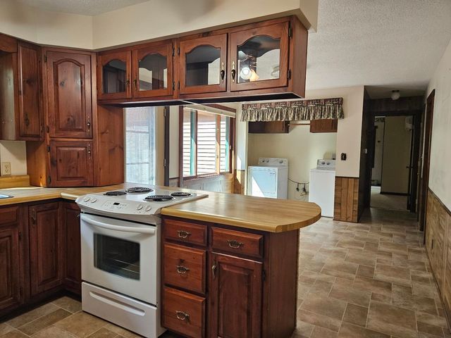 3767 N US-23, Au Sable Twp, MI 48750