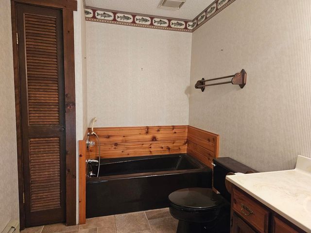 3767 N US-23, Au Sable Twp, MI 48750