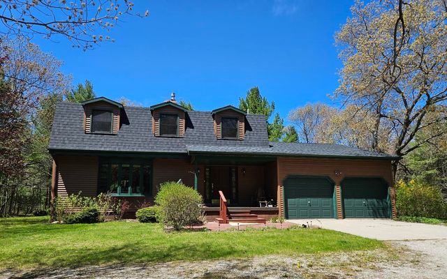 3767 N US-23, Au Sable Twp, MI 48750