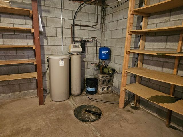 3767 N US-23, Au Sable Twp, MI 48750