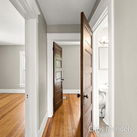 1013 Pennoyer Avenue, Grand Haven City, MI 49417