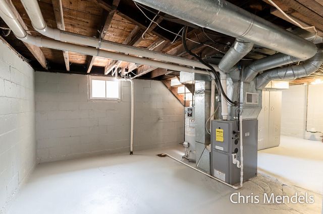 1013 Pennoyer Avenue, Grand Haven City, MI 49417