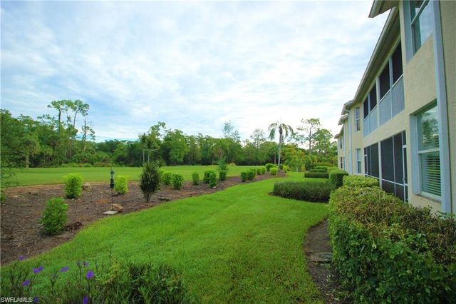2925 Cypress Trace CIR 201, Naples, FL 34119