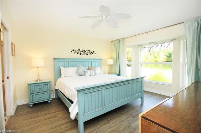 2925 Cypress Trace CIR 201, Naples, FL 34119