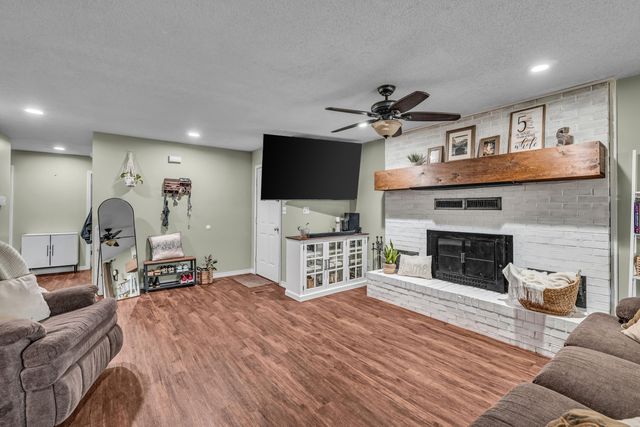 915 Jefferson Avenue, West Plains, MO 65775