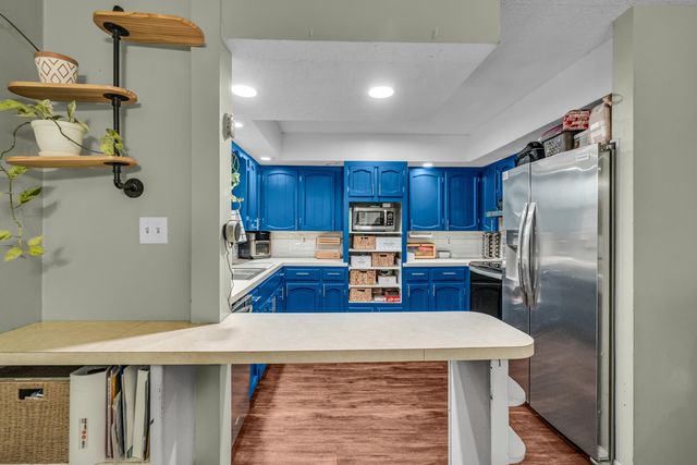 915 Jefferson Avenue, West Plains, MO 65775