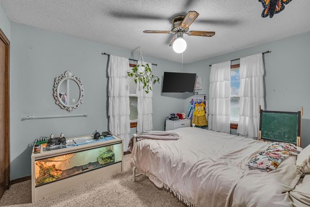 915 Jefferson Avenue, West Plains, MO 65775