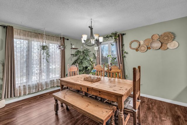 915 Jefferson Avenue, West Plains, MO 65775