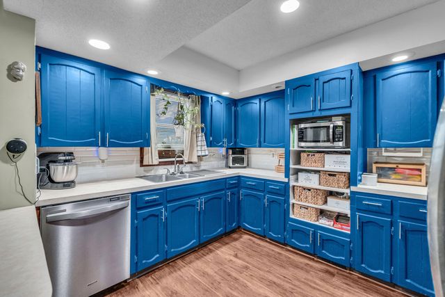 915 Jefferson Avenue, West Plains, MO 65775