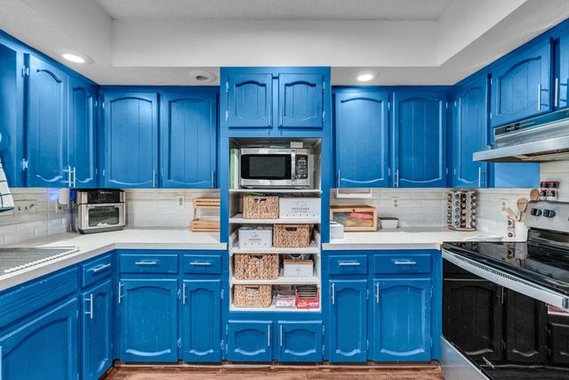 915 Jefferson Avenue, West Plains, MO 65775