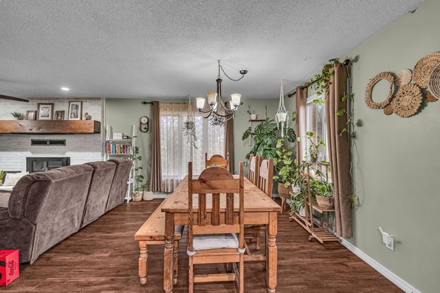 915 Jefferson Avenue, West Plains, MO 65775