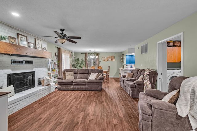 915 Jefferson Avenue, West Plains, MO 65775