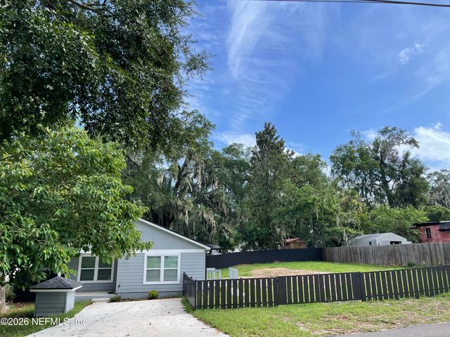 2221 JAYSON Avenue, Jacksonville, FL 32208