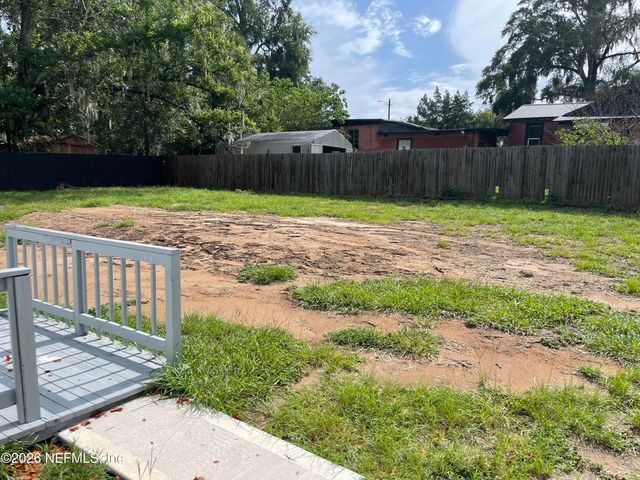 2221 JAYSON Avenue, Jacksonville, FL 32208