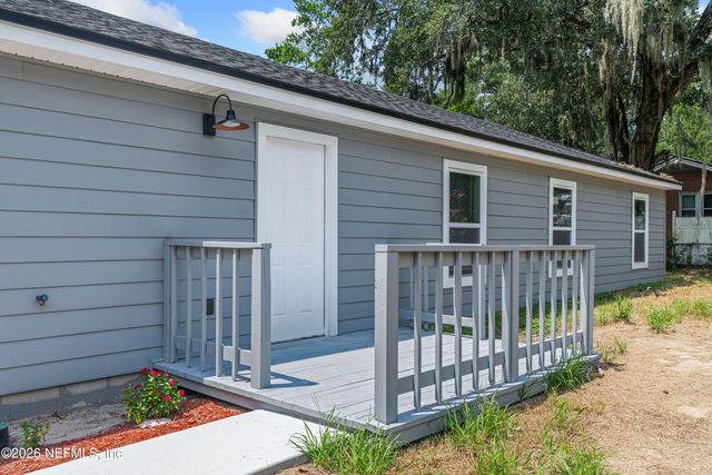 2221 JAYSON Avenue, Jacksonville, FL 32208