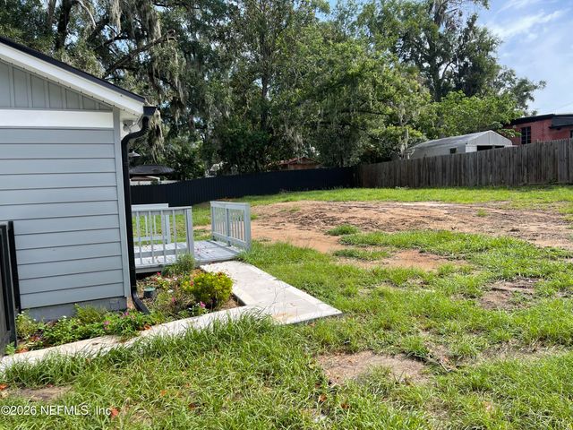 2221 JAYSON Avenue, Jacksonville, FL 32208