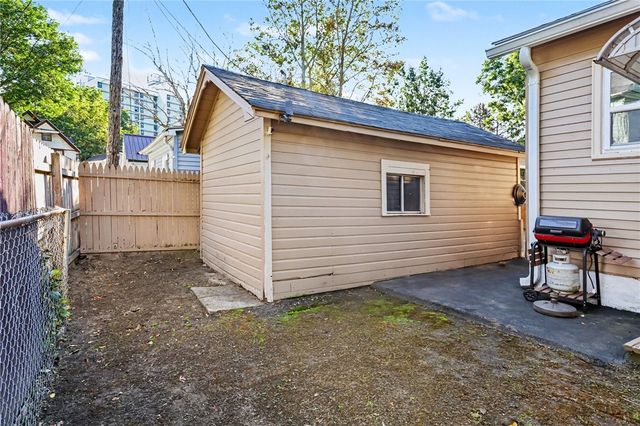 24 Bloss Street, Rochester, NY 14608