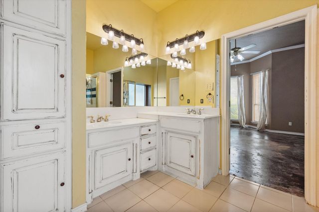 1406 Merion Drive, Mansfield, TX 76063