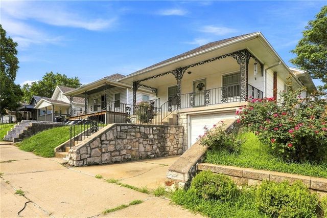 1222 Hardesty Avenue, Kansas City, MO 64127