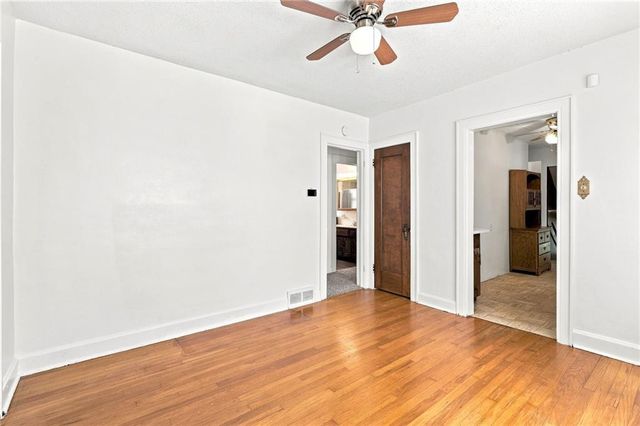 1222 Hardesty Avenue, Kansas City, MO 64127