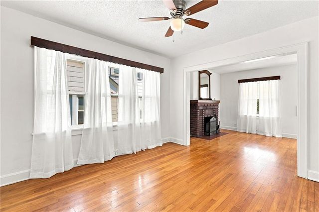 1222 Hardesty Avenue, Kansas City, MO 64127