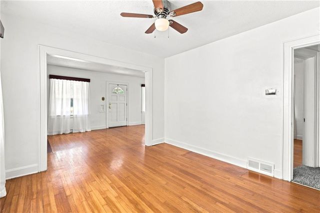1222 Hardesty Avenue, Kansas City, MO 64127
