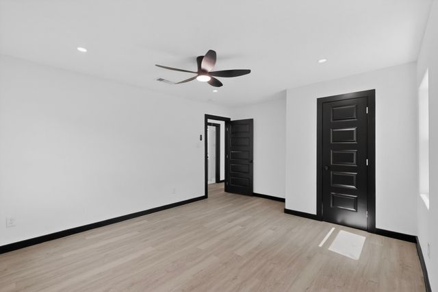 1624 Houghton Road, Dallas, TX 75217