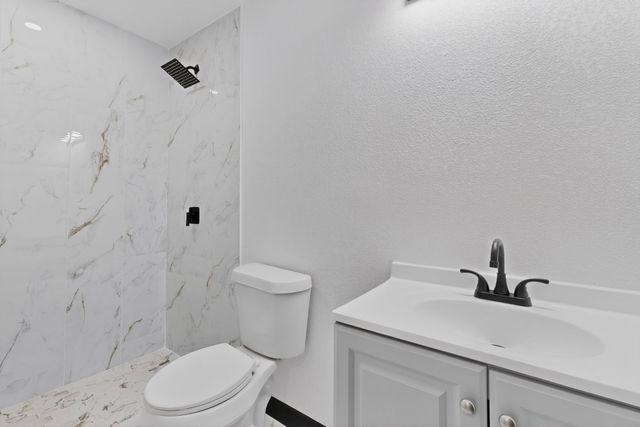1624 Houghton Road, Dallas, TX 75217