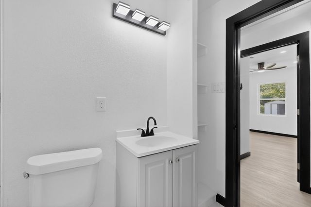 1624 Houghton Road, Dallas, TX 75217
