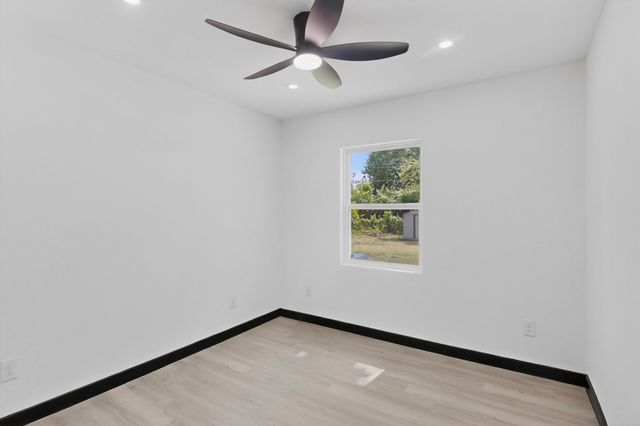 1624 Houghton Road, Dallas, TX 75217