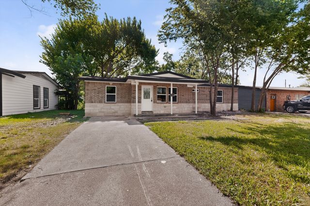 1624 Houghton Road, Dallas, TX 75217