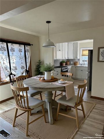 324 Cornwall Road, Rocky River, OH 44116