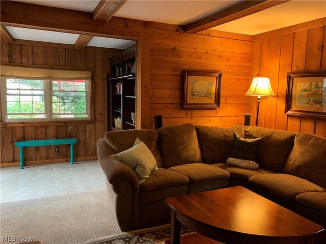 324 Cornwall Road, Rocky River, OH 44116