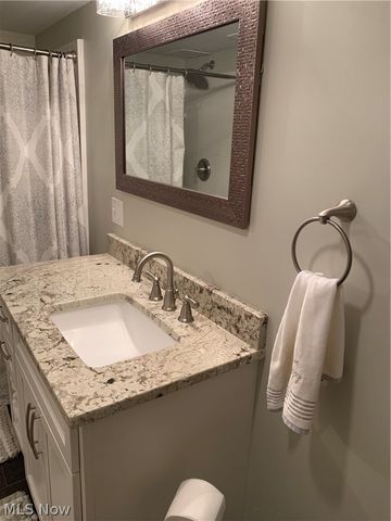 324 Cornwall Road, Rocky River, OH 44116