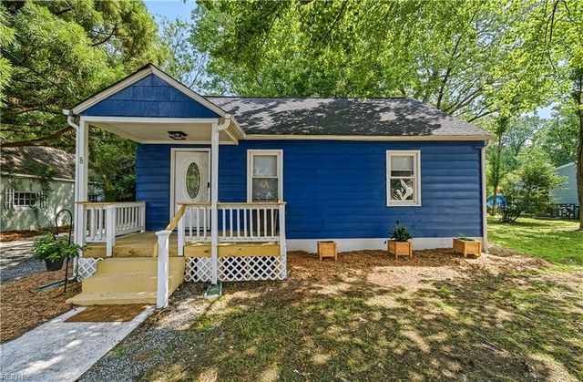 8 McDonald RD, Hampton, VA 23669