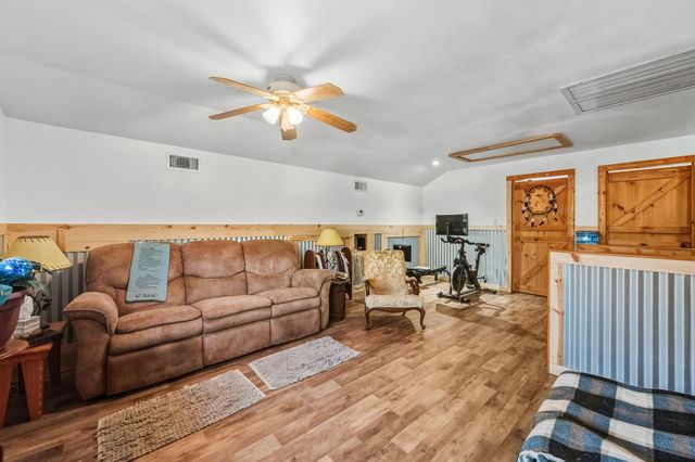 521 Camilla Lake Rd, Coldspring, TX 77331