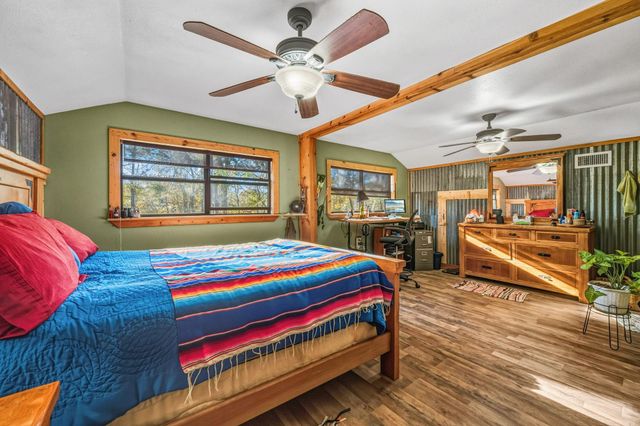 521 Camilla Lake Rd, Coldspring, TX 77331