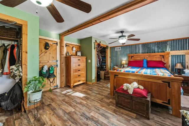 521 Camilla Lake Rd, Coldspring, TX 77331