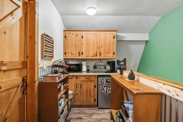 521 Camilla Lake Rd, Coldspring, TX 77331